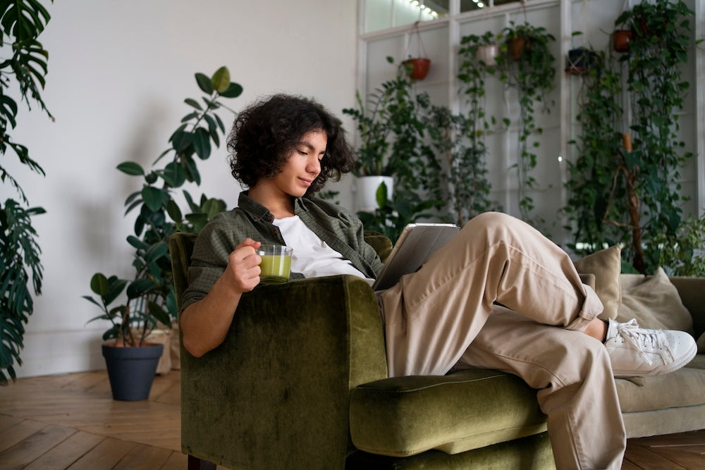 Embracing Slow Living: A Holistic Approach to Life and Fashion