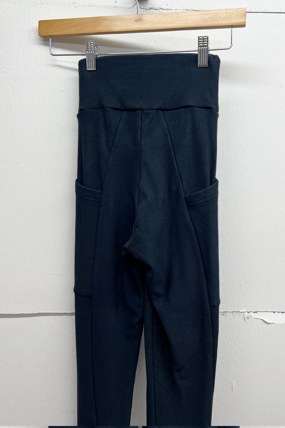 RESALE -Bamboo Fleece Pocket Legging-XS- Charcoal- RE319