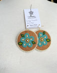 MJ – Boucles d’oreilles Métis à grande fleurs – aqua/brun