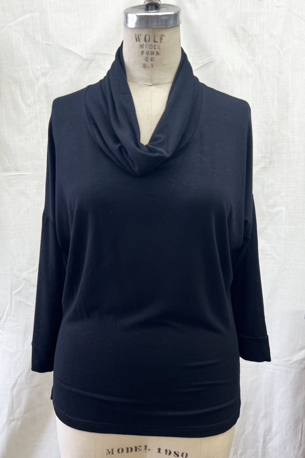 RESALE - Bamboo Top - S -Black- RE376
