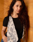 GATHERER Vest- grey floral