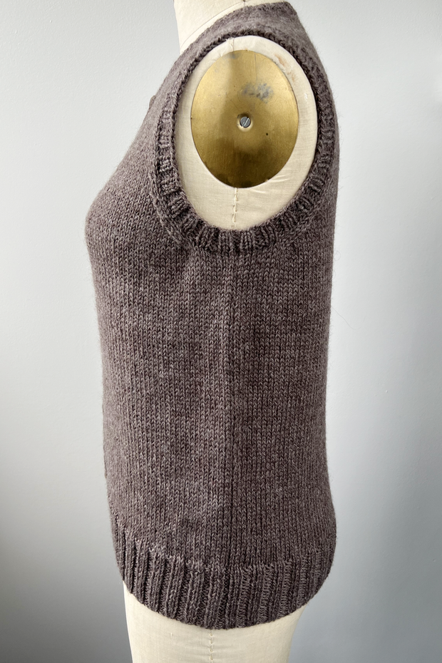 KNITS - Handknit Sweater Vest w/buttons - Champagne M