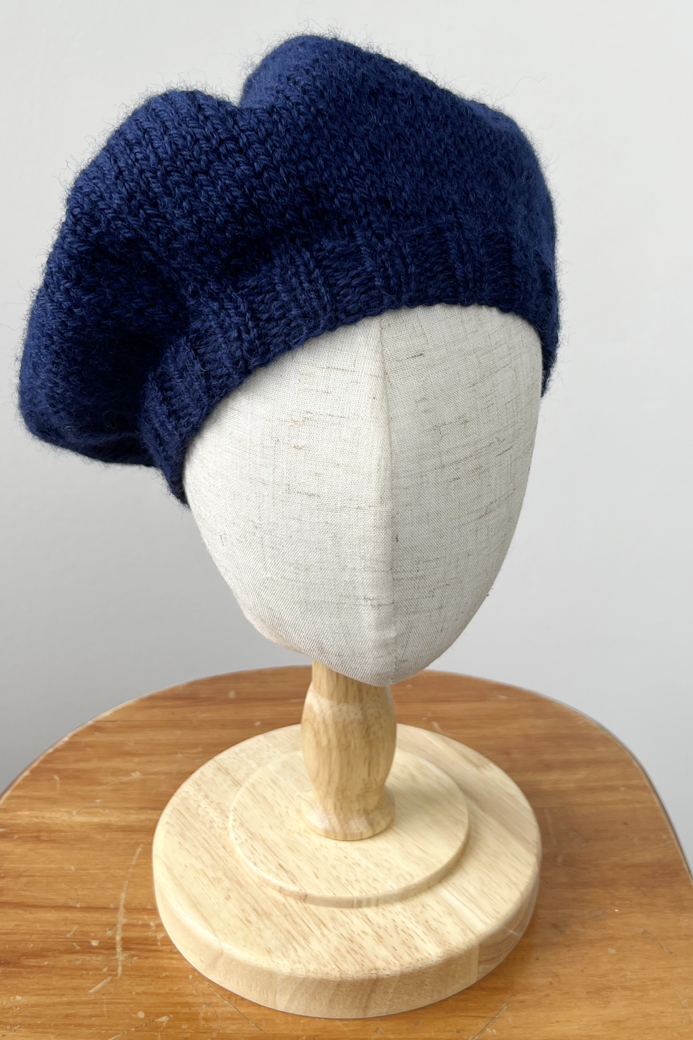 KNITS - 100% Wool Beret Toque- Navy