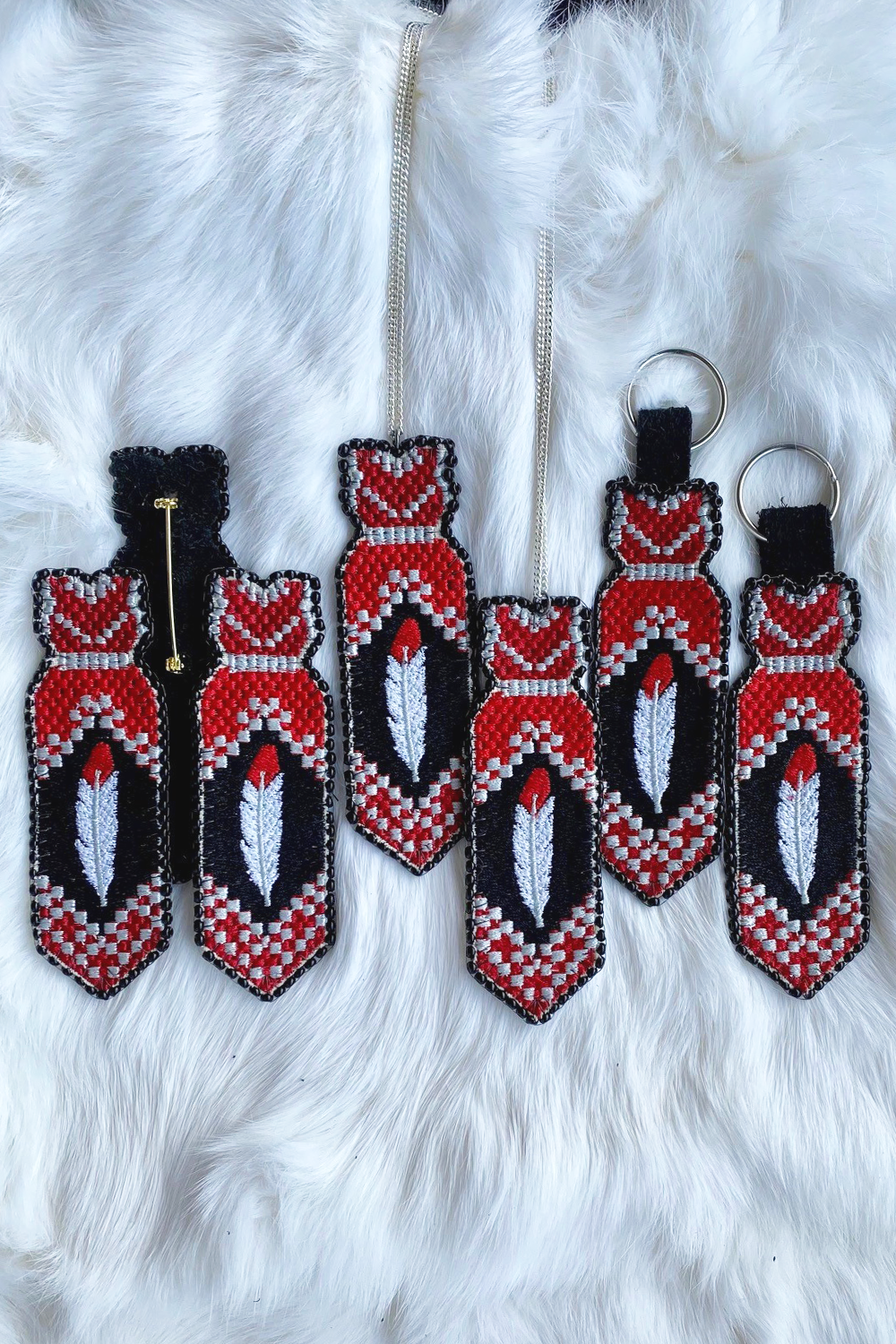 MMIWG2S Every Day Pin Gold/Red Dress/ / Pin