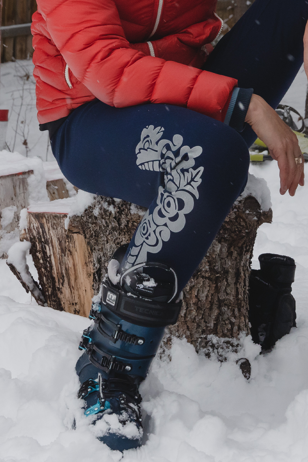 WINTER SEASON Legging - Prairie Pride Flower