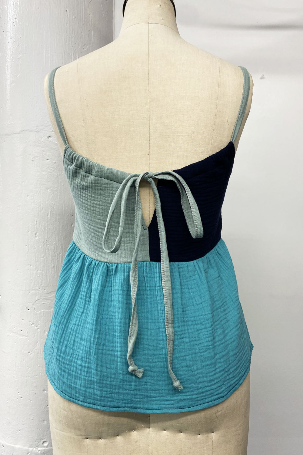 Robe ROSALIE en tissu durable