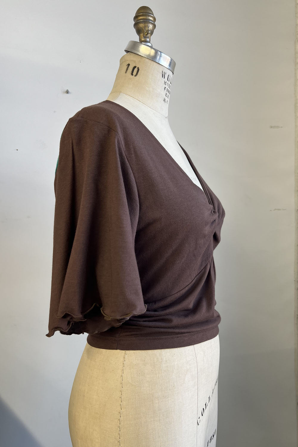 RESALE -ZW Twist Top- M/L- French Roast- RE254