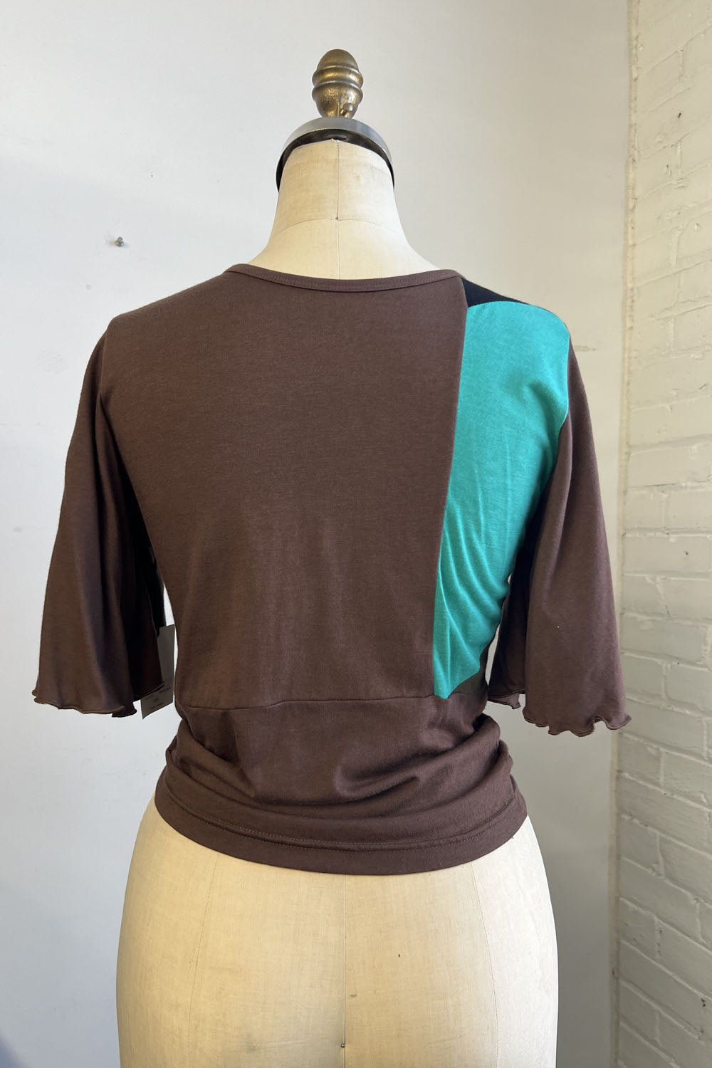 RESALE -ZW Twist Top- M/L- French Roast- RE254