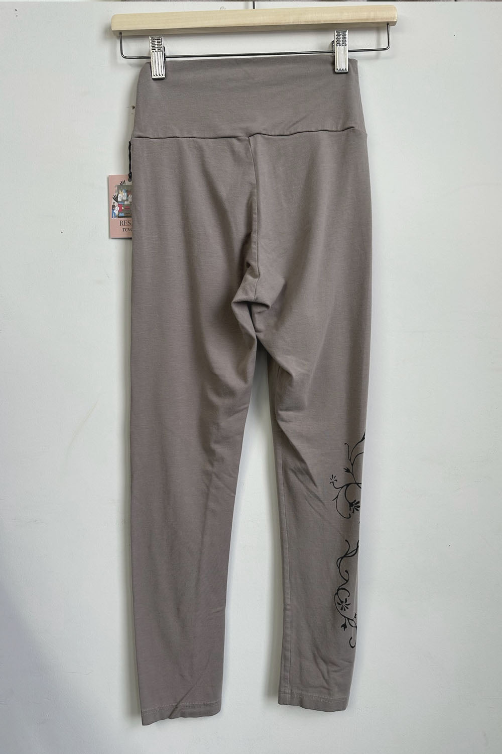 RESALE -Crop Legging Printed CV- S- Titanium- RE277