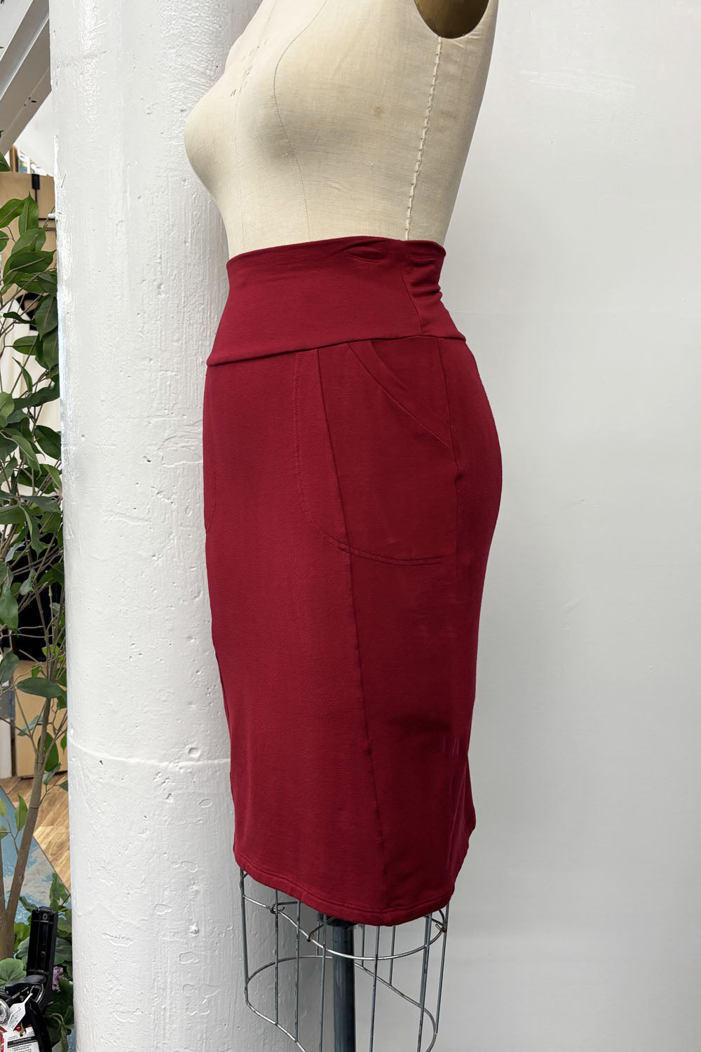 RESALE - Penelop Skirt - scarlet - S - RE662