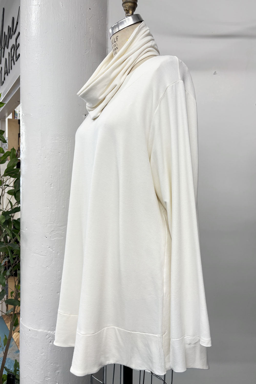 RESALE - Jordyn Sweater - Cream- 1X - RE670