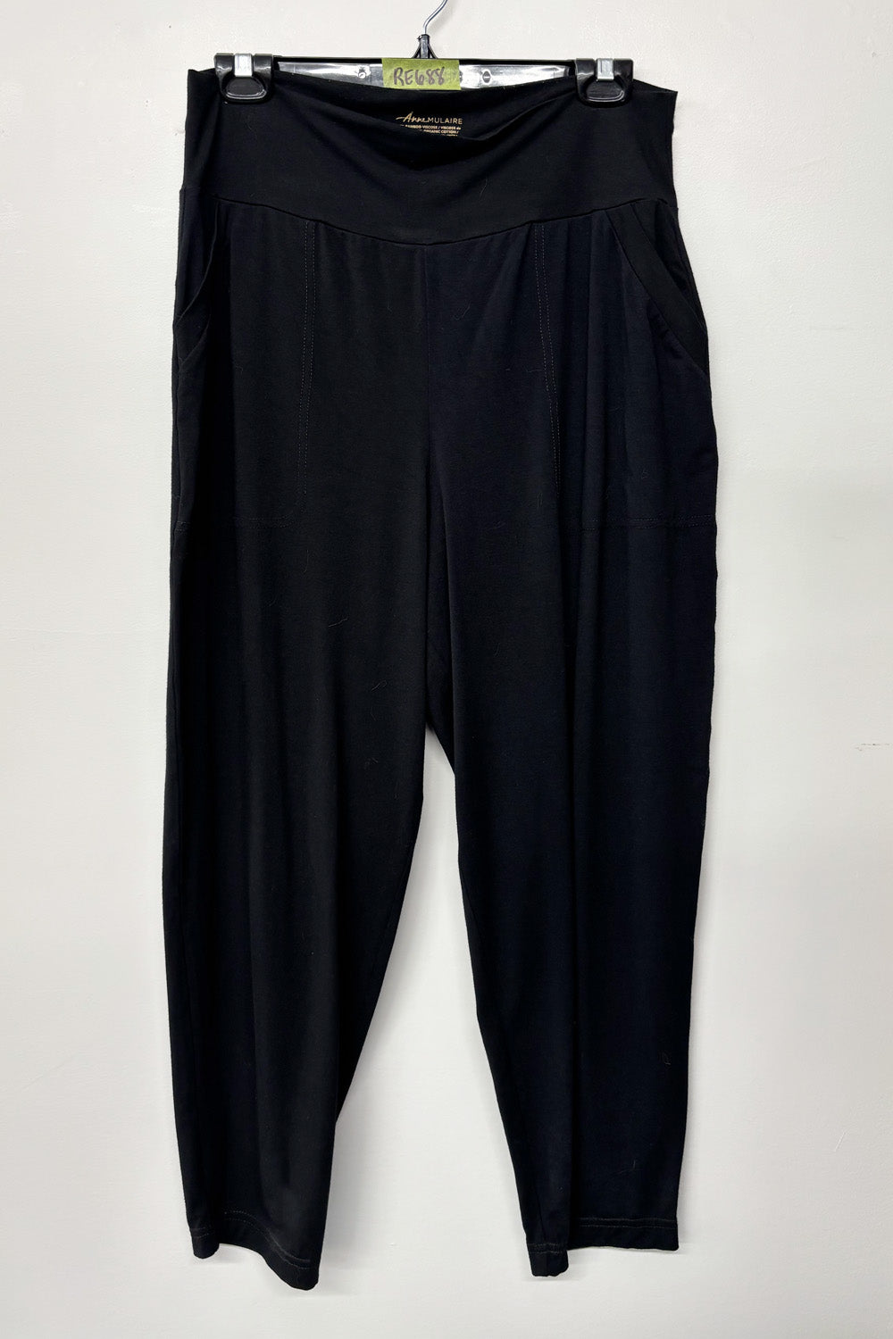 RESALE - Vacationist Capri - Black - L - RE688