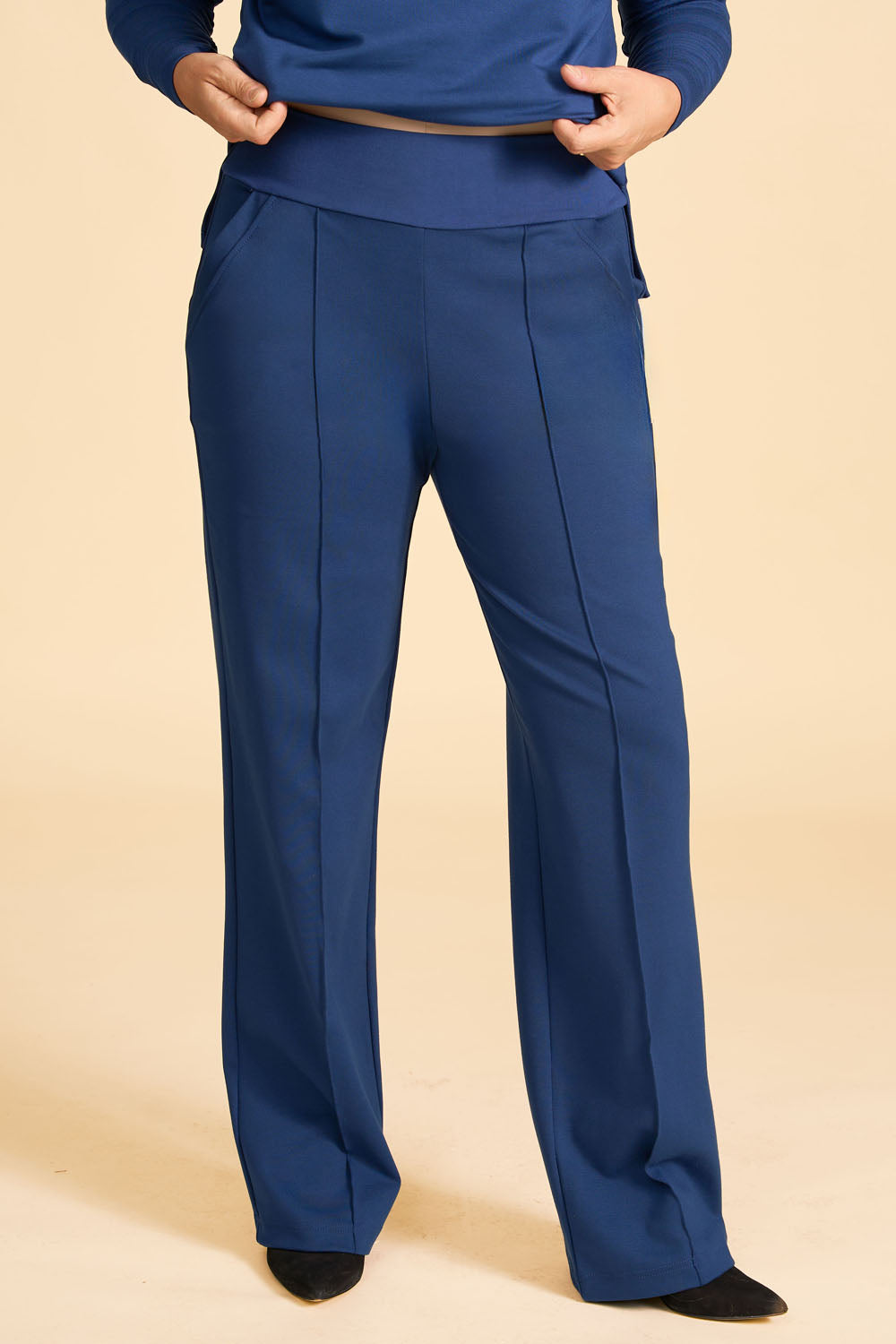 NEW DAY Women s Work Pants Anne Mulaire