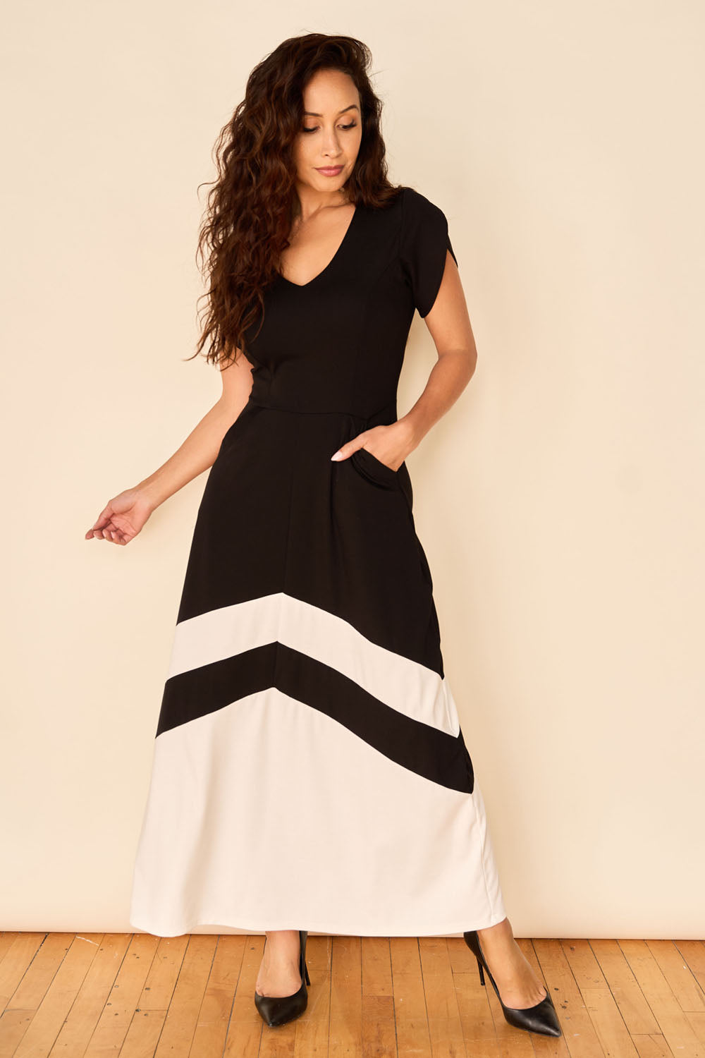 VELORA Dress